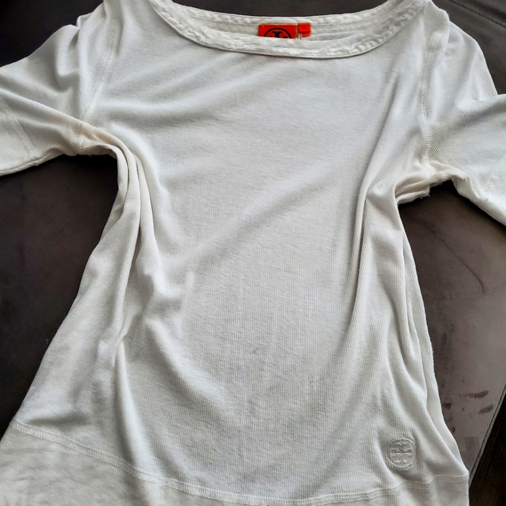 SOLD!!Tory Burch Sleeved T Shirt